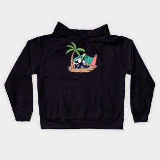 Felix drink a beer after surfing summer Kids Hoodie